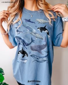 Sea Life Clothes, Blue Casual Watercolor Print Top, Casual Blue Watercolor Print Top, Blue Casual Top With Watercolor Print, Blue Short Sleeve Tops With Watercolor Print, Blue Short Sleeve Top With Watercolor Print, Casual Cotton Tops With Watercolor Print, Ocean Clothes, Beachy Fits