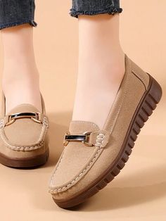 Flat Shoes For Women, Women's Slip On Shoes, Slip On Loafers, Leather Flat Shoes, Womens Ballet Flats, Loafers Shoes, Shoes Shop, Nubuck Leather, Ballerinas