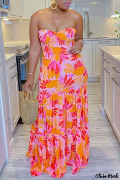 Olivia Mark - Stylish Green and Yellow Patchwork Fold Off the Shoulder Strapless Dress for Sophisticated and Fashionable Women Vestidos Color Rosa, Turquoise Print, Dress Sleeve Length, Stylish Celebrities, Ankle Length Dress, Bandeau Dress, Strapless Maxi, Straight Dress, Pleated Maxi Dress