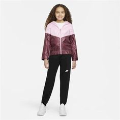 Keep fit and discover the sector's latest new releases to perform sports with the best guarantees! Purchase Children's Sports Jacket Nike Sportswear Windrunner Pink at the best price and enjoy a healthy life!Characteristics: With hoodType: Sports JacketColour: PinkGender: LadyRecommended age: KidsMaterial: 100 % polyester

SKU: S6476864 Jacket Nike, Keep Fit, New Releases, Kids Sports, Sports Jacket, Nike Sportswear, Healthy Life, Nike, Sports