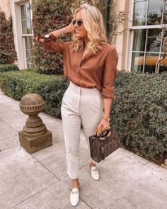 Lawyer Fashion, Outfit Chic, Business Outfits Women, Business Casual Outfits For Women, Elegante Casual, Business Outfit