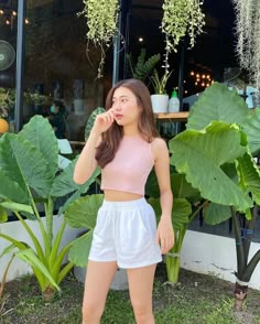 Vintage Beach Aesthetic Outfits, Beach Outfit Korean Style, Outfit Korean Style, Korean Outfit Street Styles, 2024 Outfits, High Fashion Outfits, Everyday Fashion Outfits, Quick Outfits