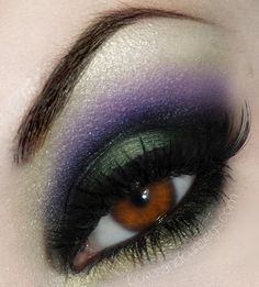 ".Bows and Curtseys...Mad About Makeup.": Mystical Magic - A Drama Queen Cosmetics Look & Review Queen Cosmetics, Green Makeup, Drama Queen, Drama Queens, Costume Makeup, Purple And Green, Smokey Eye Makeup