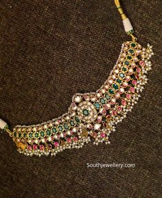 Rajput Wedding, Vanki Designs Jewellery, Latest Necklace Design, Choker Sets, Latest Jewellery Designs, Latest Indian Jewellery, 22 Carat Gold Jewellery, Bridal Jewellery Earrings, Choker Necklace Designs