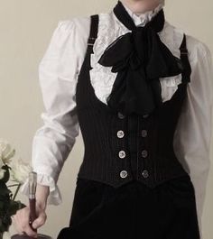 ouji fashion Masc Victorian Outfits, Victorian Aesthetic Outfit Male, Vampirecore Outfits Male, Male Corset Aesthetic, Victorian Fashion Male, Aristocrat Fashion, Girlfriend Scenarios, Ouji Style