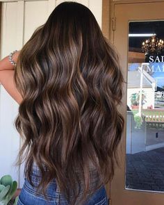 Not Boring Brown Hair, Balayage Bangs, Hair Color Ideas For Brunettes Short, Grey Balayage, Brown Hair Shades, Chocolate Brown Hair Color, Chocolate Brown Hair, Hair Color Light Brown