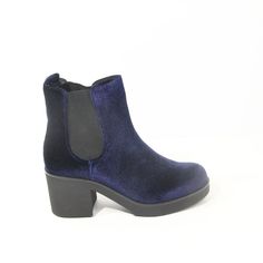 Indigo Rd. Boots Size Us 6 New With Box Pull On Blue Velvet Upper Platform .75" Block Heel 2.5" Fast Shipping All Photos Are The Actual Shoes For Sale Chunky Y2k Style Fashion Favorite On Trend Winter Fall Spring Blue Ankle-high Platform Boots, Blue Casual Booties With Round Toe, Casual Blue Round Toe Booties, Casual Blue Booties With Round Toe, Casual Blue Boots With Reinforced Heel, Casual Blue Winter Booties, Blue Suede Boots With Round Toe, Blue Ankle-high Heeled Boots For Winter, Blue Winter Boots With Reinforced Heel