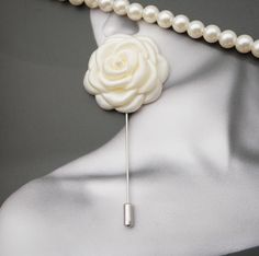 Just only 4cm in diameter, our silk rose is a beautiful and special point for a men outfit #broochpin #giftforhusband Classic White Brooch For Formal Occasions, Classic White Brooches For Formal Occasion, White Flower Pins For Wedding, White Flower-shaped Wedding Pins, Elegant Wedding Pins With Flower Decoration, White Handmade Flowers Lapel Pin For Gifts, Handmade Flower Lapel Pin For Gifts, White Handmade Flowers Lapel Pin As Gift, White Flower Brooches For Parties