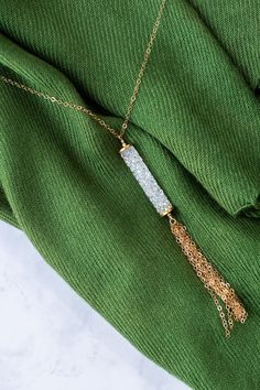 Gold Necklace | Layering Jewelry | Tassel Necklace | Statement Jewelry | Sparkly Pendant | Birthday Gifts for Women | Date Night Outfit #giftsforher #daintyjewelry #momswithstyle Metal Lariat Necklace For Party, Party Tassel Necklace With Adjustable Chain, Gold Necklaces With Adjustable Chain For Night Out, Silver Tassel Necklace For Party, Gold Necklace With Adjustable Chain For Night Out, Metal Tassel Necklace For Party, Chic Dangle Lariat Necklace For Party, Chic Lariat Dangle Necklace For Parties, Chic Party Lariat Necklace With Adjustable Chain