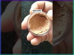 Homemade Foundation Cream, Diy Foundation Powder, How To Make Your Own Foundation, How To Make Homemade Foundation, How To Make Make Up At Home, Homemade Foundation Liquid, How To Make Foundation Darker, Diy Foundation Cream, Diy Foundation Liquid Homemade