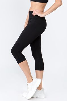 Perfect for wearing to yoga class or with a laid back tee, these Italian made seamless leggings feature a holds-you-in fit and cinched ankle detail for that perfect cropped look. High Stretch Athleisure Leggings With Ribbed Waistband, Athleisure High Stretch Leggings With Ribbed Waistband, Seamless Stretch Running Leggings, Functional Stretch Leggings With Ribbed Waistband, Compression Leggings With Ribbed Waistband For Yoga, Pilates Leggings With Elastic Waistband, Stretch Bottoms With Wide Waistband For Running, Sporty Tights With Ribbed Waistband For Workout, Sporty Comfort Stretch Leggings For Pilates