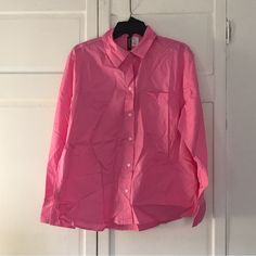 Nwt Poplin Pink Shirt. Perfect Layer For All Seasons. Size Medium, Measurements In Photos. H&m Tops With Button Closure For Daywear, H&m Spring Button-up Shirt, H&m Relaxed Fit Spring Blouse, Classic Spring Blouse By H&m, Classic H&m Spring Blouse, H&m Spring Shirt, H&m Collared Tops For Daywear, Classic H&m Blouse For Spring, H&m Shirt With Button Closure For Daywear