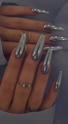 Now Or Never Tattoo, Chrome Nails Silver, Chrome Colors, Steel Nails, Heart Nails, Fabulous Nails