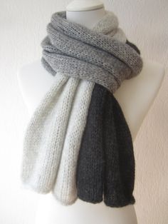 Great soft, thick loop scarf in light grey. There are 50 colors For women and men approx. 38 cm x 140 cm Light grey, grey and anthracite 65% baby alpaca, 28% polyamide, 7% virgin wool-merino Perfect for autumn and winter, super soft, scratch-free and nice and warm. Matching hats and headbands in the shop. Of course, you only pay shipping costs once, no matter how much you order. Of course, you only pay shipping once, no matter how many items you order Alpaca wool is the wool of the gods, it is u Alpaca Scarf Knitted Scarves For Men, Cozy Gray Scarves For Cold Weather, Cozy Gray Scarf For Cold Weather, Matching Hats, Knit Wear, Alpaca Scarf, Merino Wool Scarf, Scarf Knitting, Loop Scarf