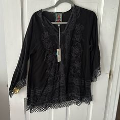 Nwt/ Johnny Was Black Lace Embroider Tunic Top Casual Black Top With Embroidered Hem, Black Bohemian Top With Embroidered Hem, Black Tops With Embroidered Hem For Fall, Black Embroidered Hem Blouse For Spring, Black Blouse With Embroidered Hem For Spring, Black Embroidered V-neck Top, Embroidered Tunic Top, Embroidered Tunic, Johnny Was