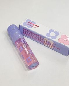 Korean Makeup Packaging, Cute Makeup Stuff, Makeup Brands Aesthetic, Pink Stuff Aesthetic, Aesthetic Beauty Products, Make Up Shopping, Cute Makeup Products, Cute Eyeshadow Palette, Shopping Aesthetics