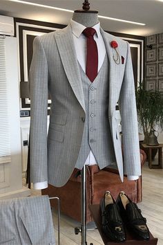 Button:Single BreastedOccasion:Prom, Wedding, BusinessNeckline:Peaked LapelMaterial:Polyester BlendPattern:StripedPiece:3 PiecePocket:With Flap Hp Oc, Plaid Wedding, Stylish Mens Suits, Men's Business Suits, Midlife Crisis, Classy Suits, Mens Fashion Blazer, Church Suits, Business Suits