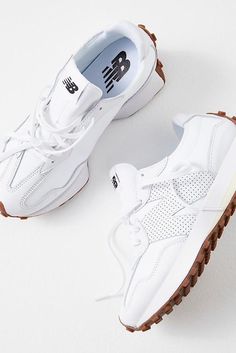 Trainer Heels, Gym Shoes, Elevate Your Look, Shoe Obsession, Boho Clothing, White Sneakers