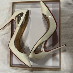 Worn Once At My Wedding. White With The Red Bottoms. I Wear A Size 7.5 Normally. They Run A Tad Small, So They Are Closer To A 7 Us. Really Pretty And Very Comfortable. Make An Offer, Price Isn’t Set. Wedding Patent Leather Heels With Sculpted Heel, Wedding Patent Leather Heels With Almond Toe, White Patent Leather Heels With 4-inch Heel, White Patent Leather Pointed Toe Heels, White Patent Leather Closed Toe Heels, White Patent Leather High Heels, White Closed Toe Patent Leather Heels, Chic White Patent Leather Court Shoes, White Patent Leather Heels With Almond Toe