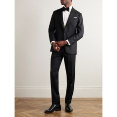 Richard James has been outfitting its Savile Row clients for almost 25 years, so you can count on the label for your most special occasions. This tuxedo jacket is tailored from wool in slim proportions. It has high peak lapels and is finished with covered buttons for a streamlining effect. Black Double Breasted Suit With Long Sleeves For Evening, Black Double Breasted Long Sleeve Suit For Evening, Designer Evening Suit With Lapel Collar, Single Breasted Tuxedo Suit For Evening, Single-breasted Tuxedo Suit For Evening, Single Breasted Suits For Black-tie Events, Single-breasted Suits For Black-tie Events, Fitted Long Sleeve Tuxedo For Black Tie Events, Elegant Black Tie Outerwear With Lapel Collar