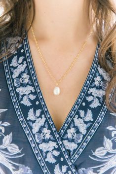 Simple white freshwater pearl drop on gold plated chain. Charm is removable. Great for layering. Available in 16", 18" and 20" Dana White, Pearl Drop Necklace, Pearl Necklaces, Fort Worth Texas, White Freshwater Pearl, Simple White, Drop Necklace, Gold Plated Chains, Pearl Drop