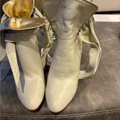 Size 6 Aldo Boots Never Worn. They Are Beautiful, Leather With Gold Accent. Spring Boots With Heel Strap And Round Toe, Aldo Boots, Shoes Size 6, Gold Accent, Aldo Shoes, Gold Accents, Bootie Boots, Ankle Boots, Size 6