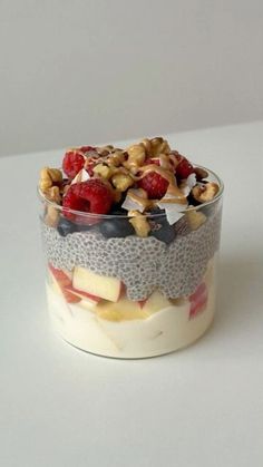 #recipe #healthy #pudding #chia #aesthetic #breakfast #petitdejeuner #petitdejeunerhealthy Sommer Mad, Fall Breakfast, Makanan Diet, Food Board