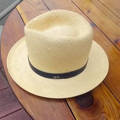 New--Unworn- Medium/Mediano Made In Usa Casual Straw Hat With Flat Brim For Everyday, Casual Everyday Straw Hat With Flat Brim, Casual Straw Hat With Flat Brim, Casual Flat Brim Straw Hat, Casual Short Brim Panama Hat For Everyday, Casual Everyday Brimmed Panama Hat, Casual Everyday Panama Hat With Short Brim, Casual Panama Hat With Short Brim For Everyday, Casual Everyday Straw Hat With Curved Brim