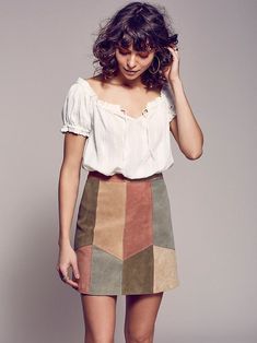 Could Be Us, Suede Mini Skirt, Summer Fashion Trends, 70s Fashion, Spring Summer Fashion, Beautiful Outfits, Farmer, Mini Skirt, A Woman