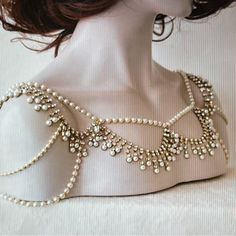 Beautiful Pearl And Rhinestone Shoulder Necklace. I Bought This New For My Wedding But Ended Up Wearing Something Else So Never Been Worn. Shoulder Necklace Wedding Dress, Body Chain Wedding Dress, Shoulder Chain Dress, Bridal Shoulder Jewelry, 1700s Necklace, Sweetheart Neckline Jewelry, 1920 Necklace, Gold Body Chain Jewelry, Gold Armour