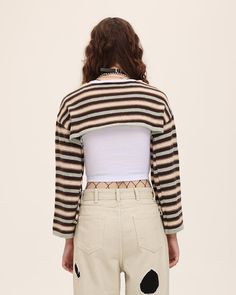 Model (WearingXS):•Â?/span>Height: 174cm | Bust: 80cm | Waist: 60cm | Hips: 89cm | Shoes: 38cmDetails: Long-sleeve crop top with front cut-out details and stripes patternTop Length: CroppedSleeve Length: Long SleevesMaterials:95% Polyester + 5% Spandex Knit Cropped Sweater, Sweater Pin, Knit Edge, Maxi Dresses Casual, Crop Top Blouse, Knitwear Cardigan, Cardigan Jacket, Top Pattern, Cropped Sweater