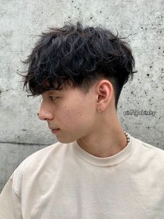 Asian Man Haircut Curly, Low Taper Haircut, Taper Fade Long Hair, Mens Haircuts Thick Hair, Asian Man Haircut