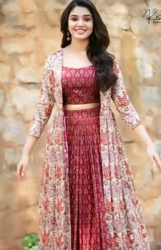 Frock Designs For Women, Long Skirt Top Designs, Krithi Shetty, Long Skirt And Top, Simple Frock Design, Function Dresses, Long Frock Designs, Long Gown Design, Shrug For Dresses