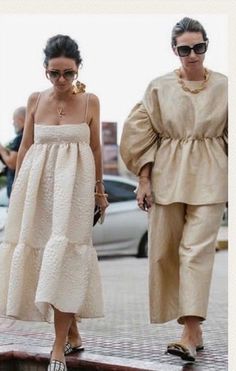 Mode Boho, Looks Street Style, White Dresses, Mode Inspo, Inspired Outfits, Mode Vintage, Looks Style, Mode Inspiration, Outfits Casuales