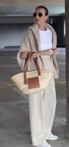 Minimalist Moda, Coastal Grandma, 10 Pounds, Style Profile, Outfits Casuales, Travel Outfit