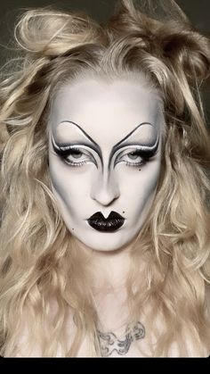 Gothic Drag Makeup, Drag Contour, Gothic Glam Makeup, Goth Drag Queen, Drag Queen Makeup Looks, Goth Drag Makeup, Satanic Makeup, Drag Makeup Ideas, Alternative Drag