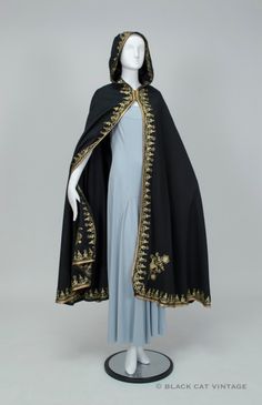 vintage 1960s Moroccan gold-embroidered cape with tasseled hood, one size Royal Cape, Black Cat Vintage, Cloak Pattern, Timeless House, Cape With Hood, Carnaval Costume, Cape Fashion, Simple Casual Outfits, Gala Fashion