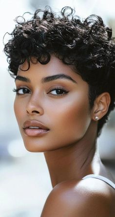 Haircuts Black Women, Short Natural Curls, Feminine Hair, Curly Pixie Haircuts, Beautiful Eyebrows, Character Model