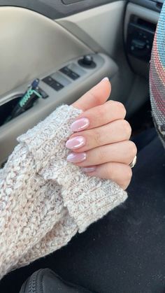 Pastel Nails With Chrome, Simple Almond Nails Summer, One Color Nail Ideas, Pink Chrome Gel Nails, Xs Almond Nails, Natural Color Acrylic Nails, Short Almond Gel Nails, Simple Gel Manicure