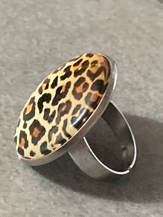 Oversized Leopard print ring stainless steel, non Tarnish glass 25mm cabochon Glass Gems, Rings Statement, Leopard Print, Hippie Boho, Statement Rings, Jewelry Rings, Handmade Items, Stainless Steel, Glass