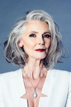 Carmen Dell'orefice, Top Knot Hairstyles, Curly Bob Hairstyles, Mid Length Hair, Elegant Hairstyles, Gray Hair