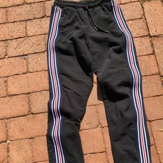 Nwot Topshop Joggers Cotton Track Pants Zip Side Pockets Zip Up Ankles Elastic + Drawstring Waist Thick Warm Cotton Fresh And Clean New Never Worn Size 4 Nike Rally Joggers, Fresh And Clean, Pants Color, Track Pants, Drawstring Waist, Pant Jumpsuit, Zip Ups, Topshop, Pants For Women