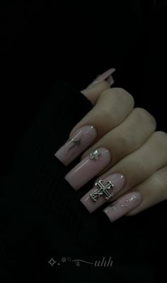 Soft Grunge Nails, Acrylic Nails Nude, Grunge Nails, Basic Nails, Dope Nail Designs, Bling Acrylic Nails, Sparkly Nails