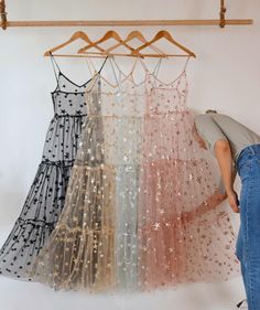 n sei pq as vezes eu tiro meu perfil do privado, vou parar Gaun Tulle, Bling Dress, 파티 드레스, Winter Trends, Mode Inspiration, Looks Vintage, Fancy Dresses