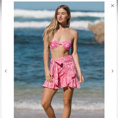 Bright Pink Aloha Print Neon Paradise Size Petite New With Tags Feminine Fitted Skirt For Beach, Feminine Fitted Mini Skirt For Beach, Feminine Fitted Mini Skirt For The Beach, Feminine Beach Skirt With Lining, Feminine Beach Skirt With Lined Detail, Feminine Lined Skirt For Beach, Fitted Pink Skirt For Beach Season, Feminine Beach Skirt Bottoms, Feminine Mini Skirt For Beach