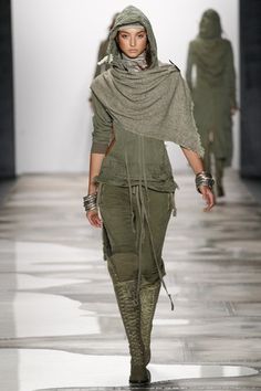 See the complete Greg Lauren Spring 2016 Ready-to-Wear collection. Military Chic, Greg Lauren, Mode Tips, Cooler Look