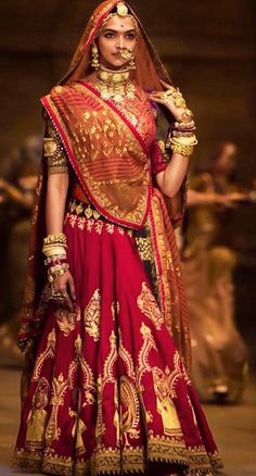 Elia Martell, Indian Clothes Women, Rajasthani Bride, Rajasthani Dress, Rajputi Dress, Desi Outfits, Indian Outfits Lehenga, Deepika Padukone Style