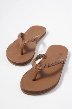 HARI MARI Meadows Braided Flip Flop | EVEREVE The Meadows, Shoe Size Conversion, Braided Leather, Small Bust, Flip Flop, Full Grain Leather, Leather Straps, Flip Flops, Leather Upper