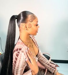 High Extended Ponytail, High Barbie Ponytail, Mid Ponytail, Extension Hairstyles, Nail Suggestions, High Barbie, Extended Ponytail, Cute Ponytail Hairstyles, Barbie Ponytail