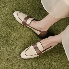 These loafers are designed in a timeless, minimal silhouette, so you'll be sure to wear them often. Made from soft leather, soft bottom that ensure all-day comfort. Wear yours with tailoring and denim alike. Color: Beige/ApricotMaterial: CowhideLining: Genuine LeatherInsole: CowhideSole: RubberHeels: 2 cm/0.78"Weight:Fit: Medium to Wide, Runs Normal.Origin: Made in China Production Time: About 5-7 days (Any exceptional case will email you, Please pay attention to your email left) Shipping Time: Beige Pointed Toe Platform Loafers For Work, Beige Loafers With Removable Insole For Work, Beige Pointed Toe Loafers For Work, Beige Loafers With Rubber Sole For Business Casual, Beige Rubber Sole Loafers For Business Casual, Beige Oxfords With Rubber Sole For Work, Beige Moccasins With Rubber Sole For Work, Beige Office Flats With Rubber Sole, Beige Almond Toe Platform Loafers For Fall